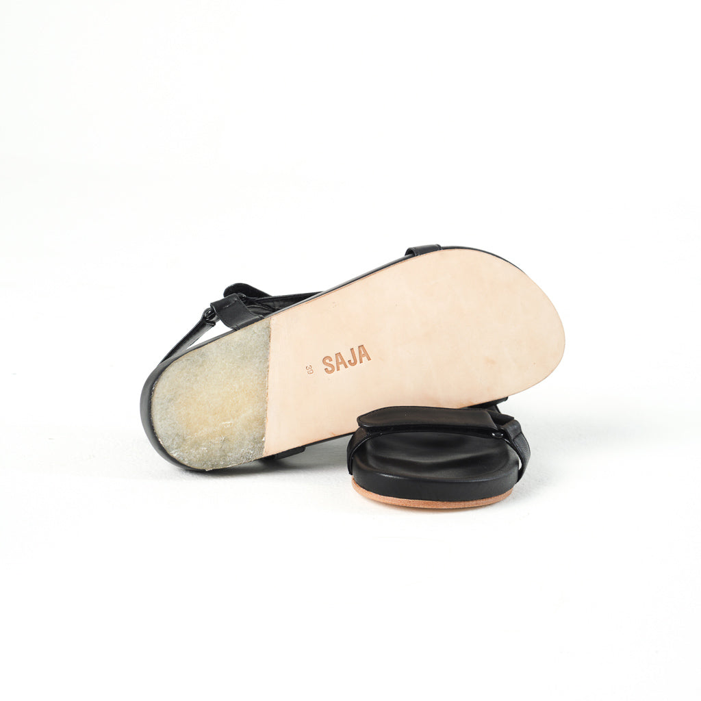 Saja Triangle sandals leather soles
